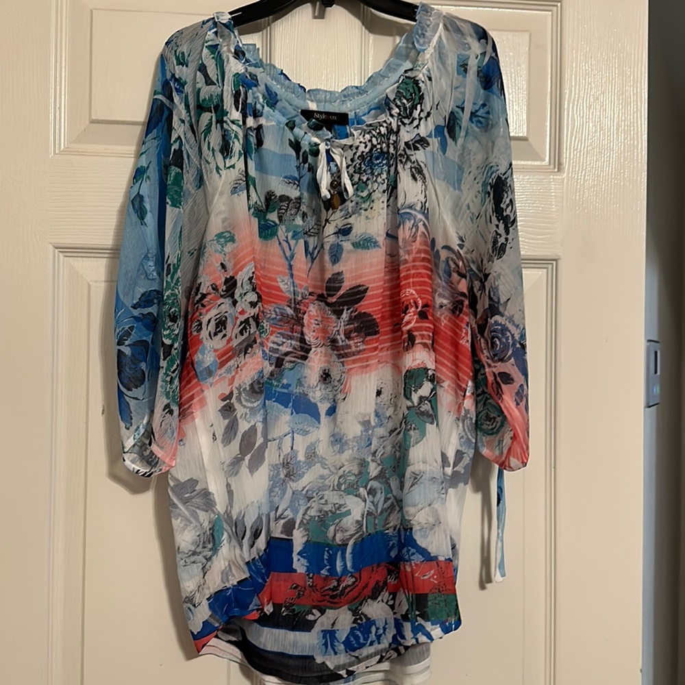 Women’s summer top